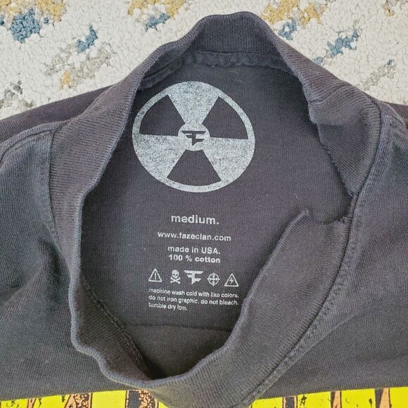 Faze Clan Nuke Squad Graphic T-shirt Tv Explosion Tee Gamer Streetwear Mens SZ M - Picture 4 of 9